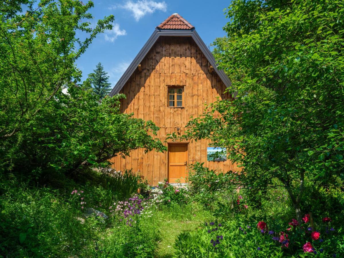 Yeti Cabin Plitvica selo Exteriér fotografie